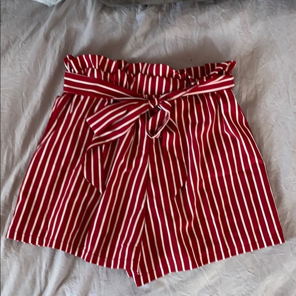 SHEIN Paper Bag Stripped Shorts - Picture 4 of 4